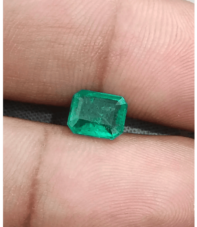 1.45ct Zambian Emerald, Natural Earth Mined Gemstone - SMSGEMS 