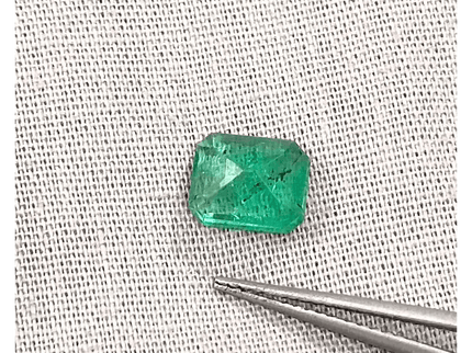 1.45ct Zambian Emerald, Natural Earth Mined Gemstone - SMSGEMS 