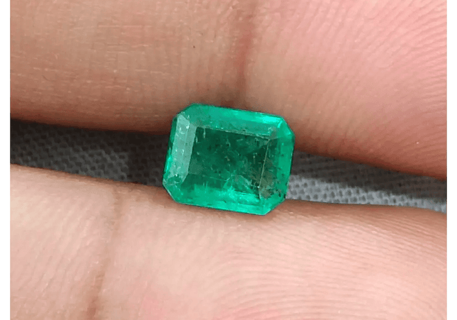 1.45ct Zambian Emerald, Natural Earth Mined Gemstone - SMSGEMS 