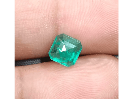 1.46ct Zambian Emerald, Natural Earth Mined Gemstone - SMSGEMS 