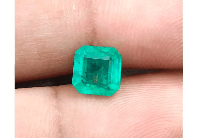 1.46ct Zambian Emerald, Natural Earth Mined Gemstone - SMSGEMS 