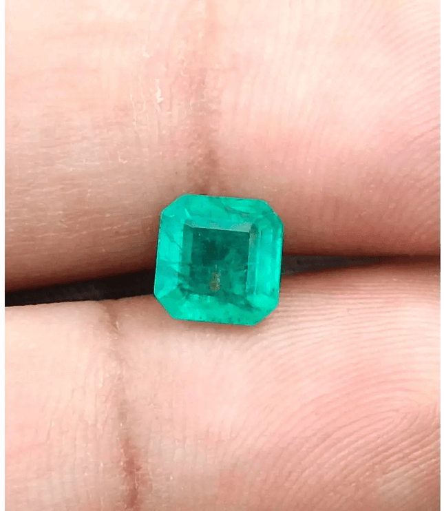 1.46ct Zambian Emerald, Natural Earth Mined Gemstone - SMSGEMS 