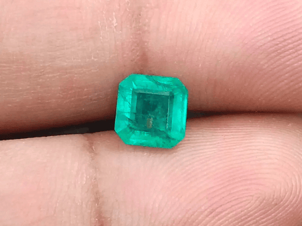 1.46ct Zambian Emerald, Natural Earth Mined Gemstone - SMSGEMS 
