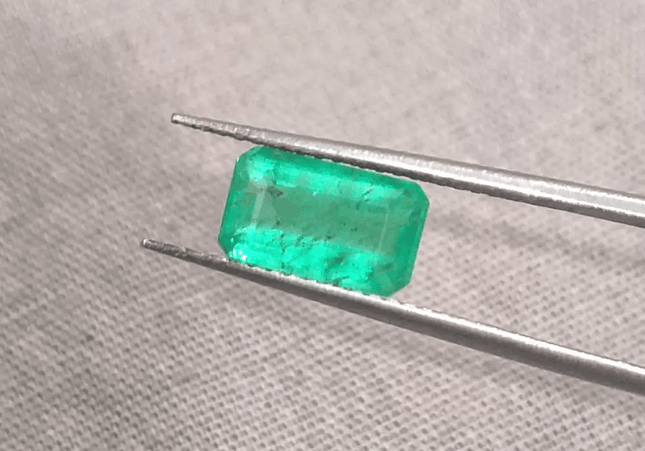 1.50ct Colombian Emerald, Natural Earth Mined Gemstone - SMSGEMS 