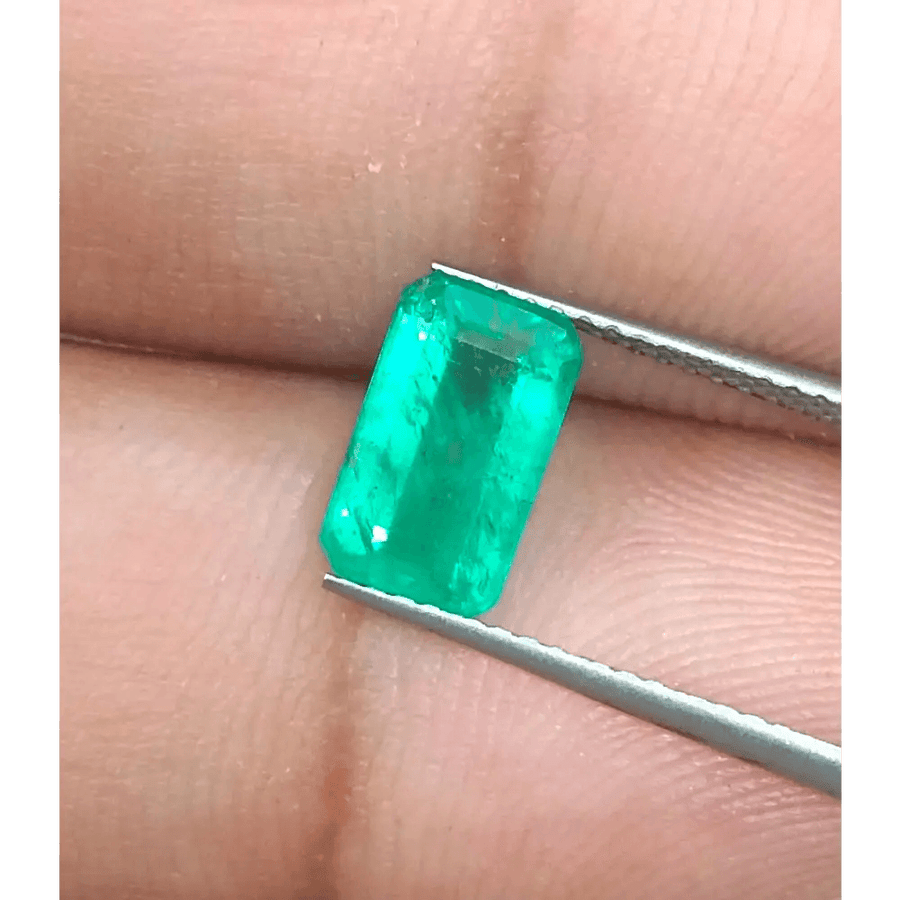 1.50ct Colombian Emerald, Natural Earth Mined Gemstone - SMSGEMS 