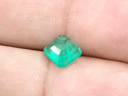 1.51ct Colombian Emerald, Natural Earth Mined Gemstone. - SMSGEMS 