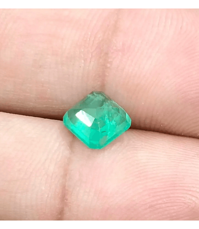 1.51ct Colombian Emerald, Natural Earth Mined Gemstone. - SMSGEMS 