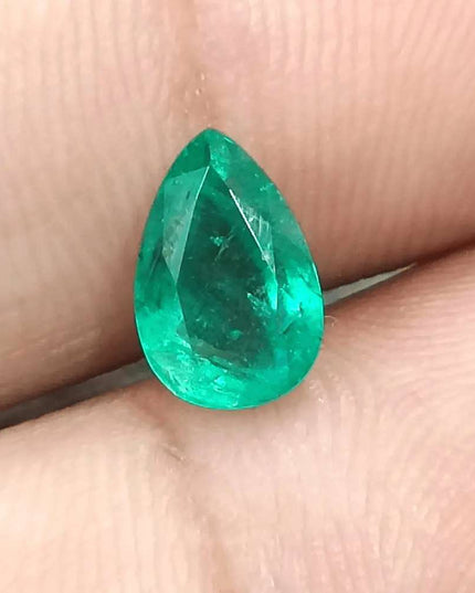1.51ct Intense Green Emerald, Natural Earth Mined Gemstone - SMSGEMS 