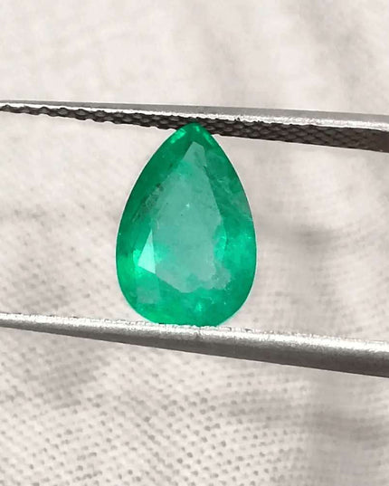 1.51ct Intense Green Emerald, Natural Earth Mined Gemstone - SMSGEMS 