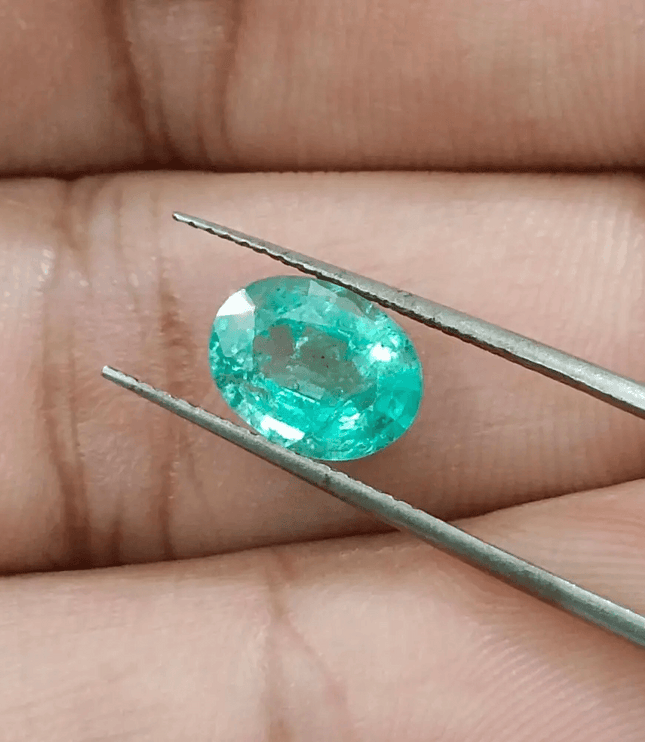 1.52ct Pastel Green Emerald , 100% Natural Earth Mined Gemstone - SMSGEMS 