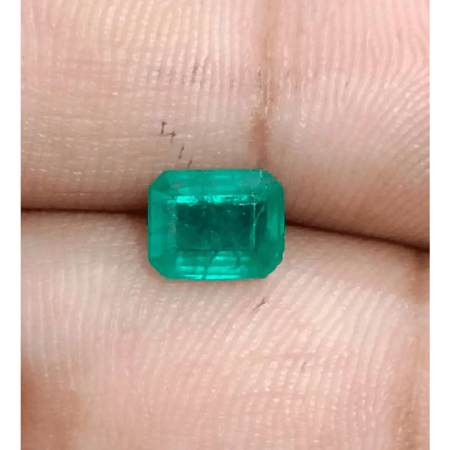 1.57ct Zambian Emerald , 100% Natural Earth Mined Gemstone - SMSGEMS 