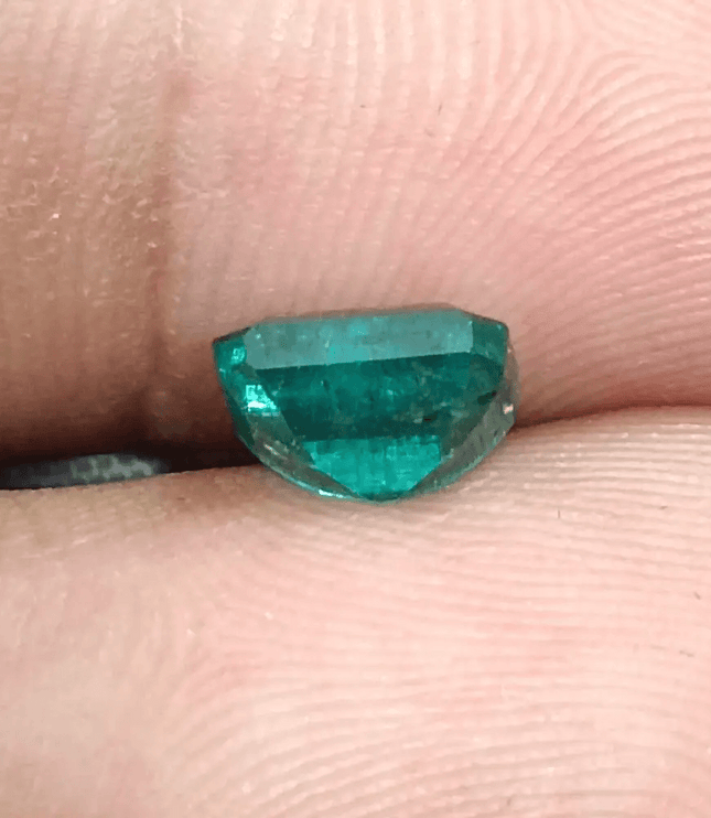 1.57ct Zambian Emerald, 100% Natural Gem - SMSGEMS 