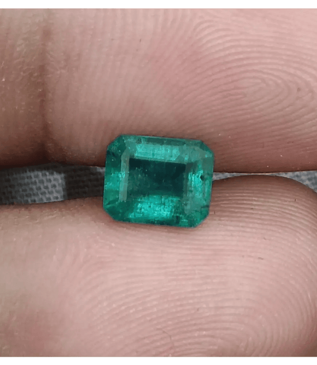 1.57ct Zambian Emerald, 100% Natural Gem - SMSGEMS 