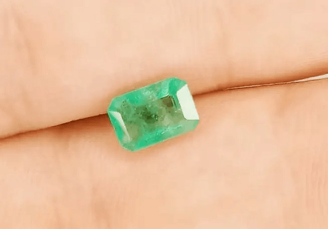 1.60ct Ethiopian Emerald, 100% Natural Gem - SMSGEMS 
