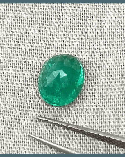 1.60ct Top Spring Green Emerald, Natural Earth Mined Gemstone - SMSGEMS 
