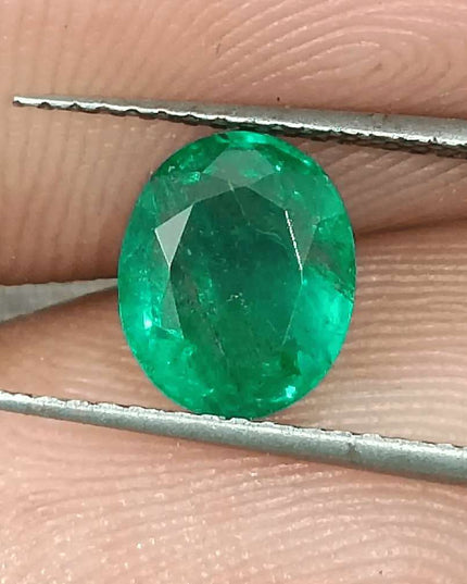 1.60ct Top Spring Green Emerald, Natural Earth Mined Gemstone - SMSGEMS 