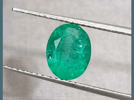 1.64ct Bright Green Emerald, Natural Earth Mined Gemstone - SMSGEMS 