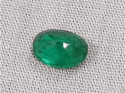 1.64ct Deep Vivid Green Zambian Emerald , Natural Earth Mined Gem. - SMSGEMS 