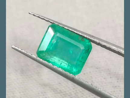 1.67ct Medium Intense Green Emerald, Natural Gemstone - SMSGEMS 