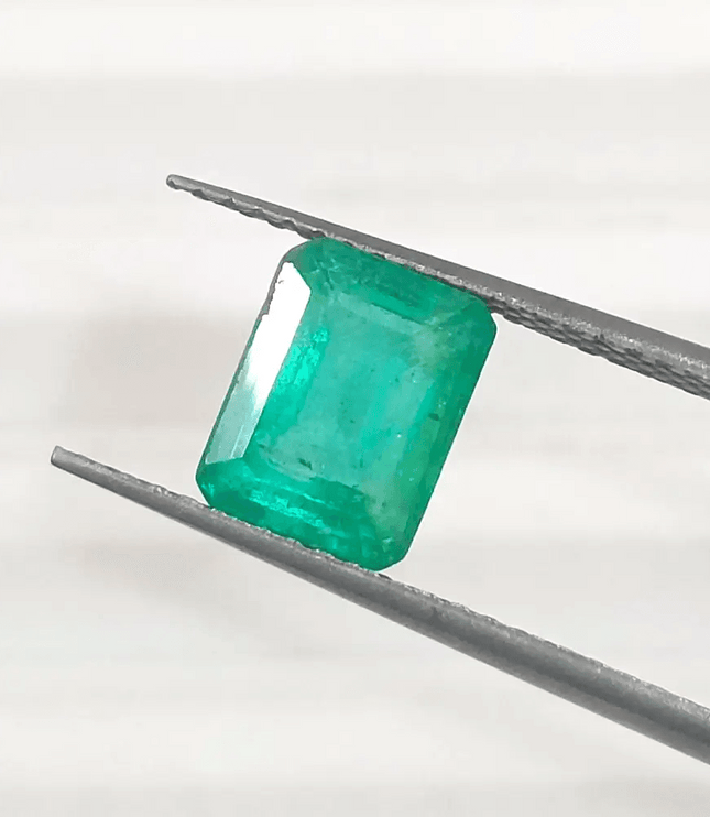 1.67ct Medium Intense Green Emerald, Natural Gemstone - SMSGEMS 