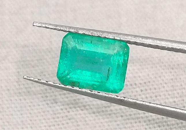 1.67ct Medium Intense Green Emerald, Natural Gemstone - SMSGEMS 