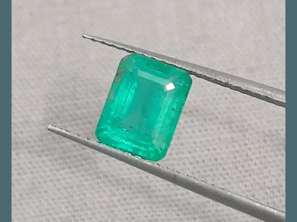 1.67ct Medium Intense Green Emerald, Natural Gemstone - SMSGEMS 