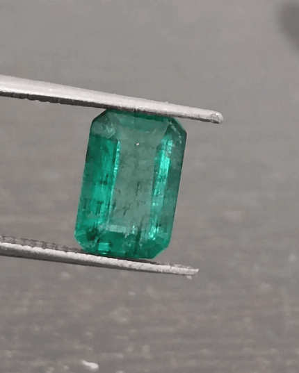 1.68ct Zambian Emerald, 100% Natural Gem - SMSGEMS 