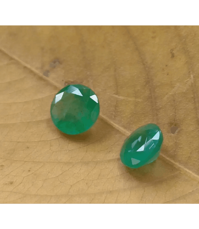 1.68ct / 2pcs Round Emerald , 100% Natural Earth Mined Gem. - SMSGEMS 