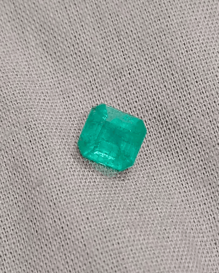 1.68ct Medium Vivid Green Panjshir Emerald, 100% Natural Earth Mined Gemstone - SMSGEMS 
