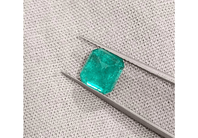 1.68ct Medium Vivid Green Panjshir Emerald, 100% Natural Earth Mined Gemstone - SMSGEMS 