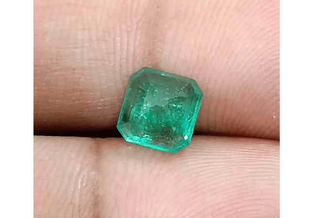 1.68ct Zambian Emerald, Natural Earth Mined Gemstone - SMSGEMS 