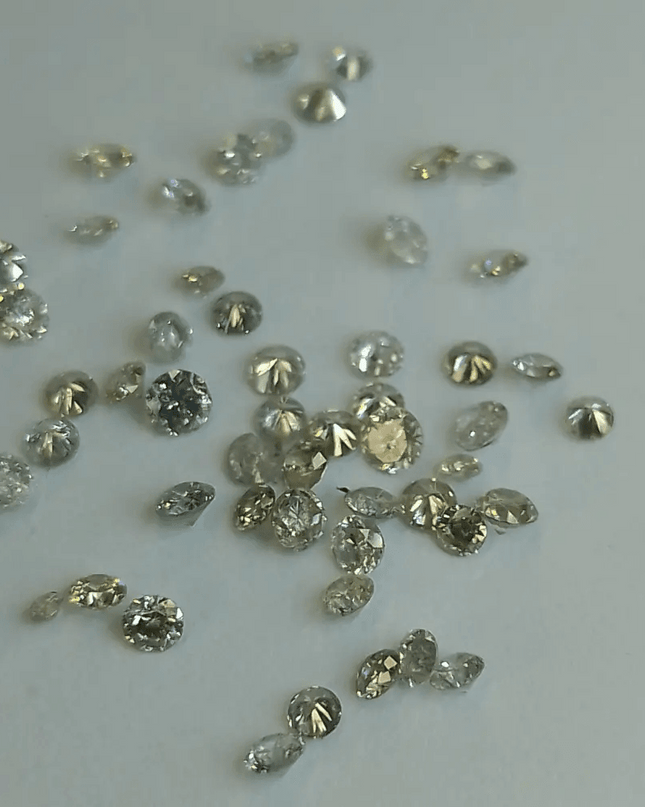 1.68ct Tinted White to faint colors natural untreated Diamond Parcel. - SMSGEMS 
