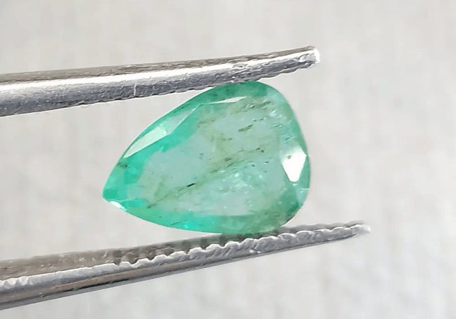 1.69ct Zambian Emerald, 100% Natural Gem - SMSGEMS 