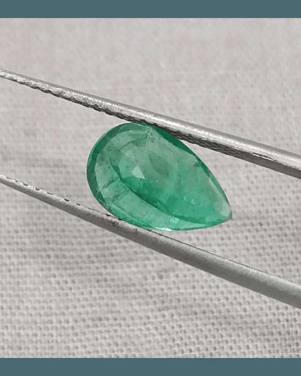 1.69ct Medium Deep Golden Green Emerald, Natural Earth Mined Gemstone - SMSGEMS 