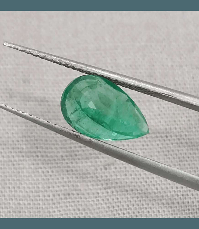 1.69ct Medium Deep Golden Green Emerald, Natural Earth Mined Gemstone - SMSGEMS 