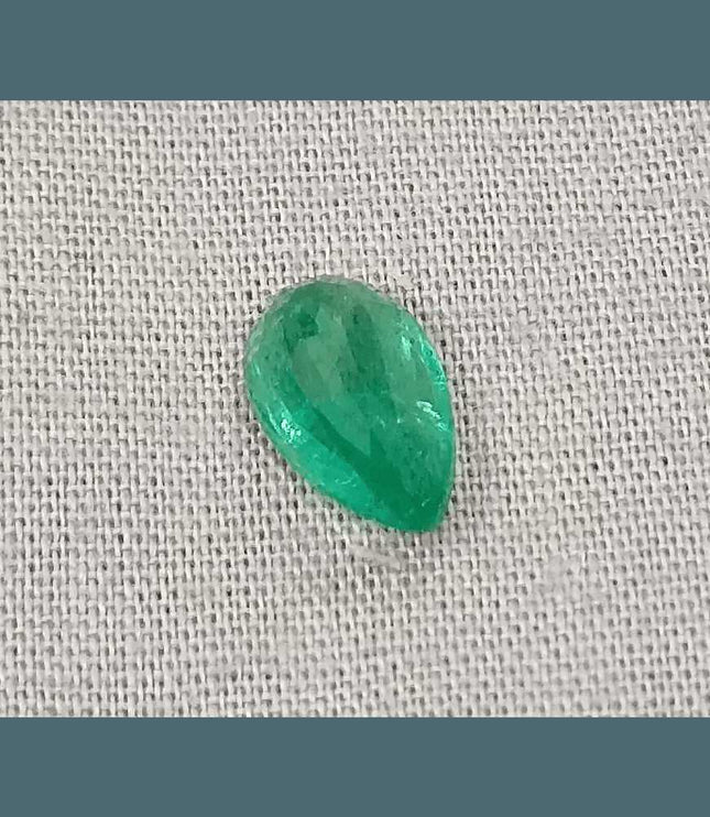 1.69ct Medium Deep Golden Green Emerald, Natural Earth Mined Gemstone - SMSGEMS 