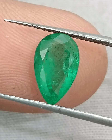 1.69ct Medium Deep Golden Green Emerald, Natural Earth Mined Gemstone - SMSGEMS 