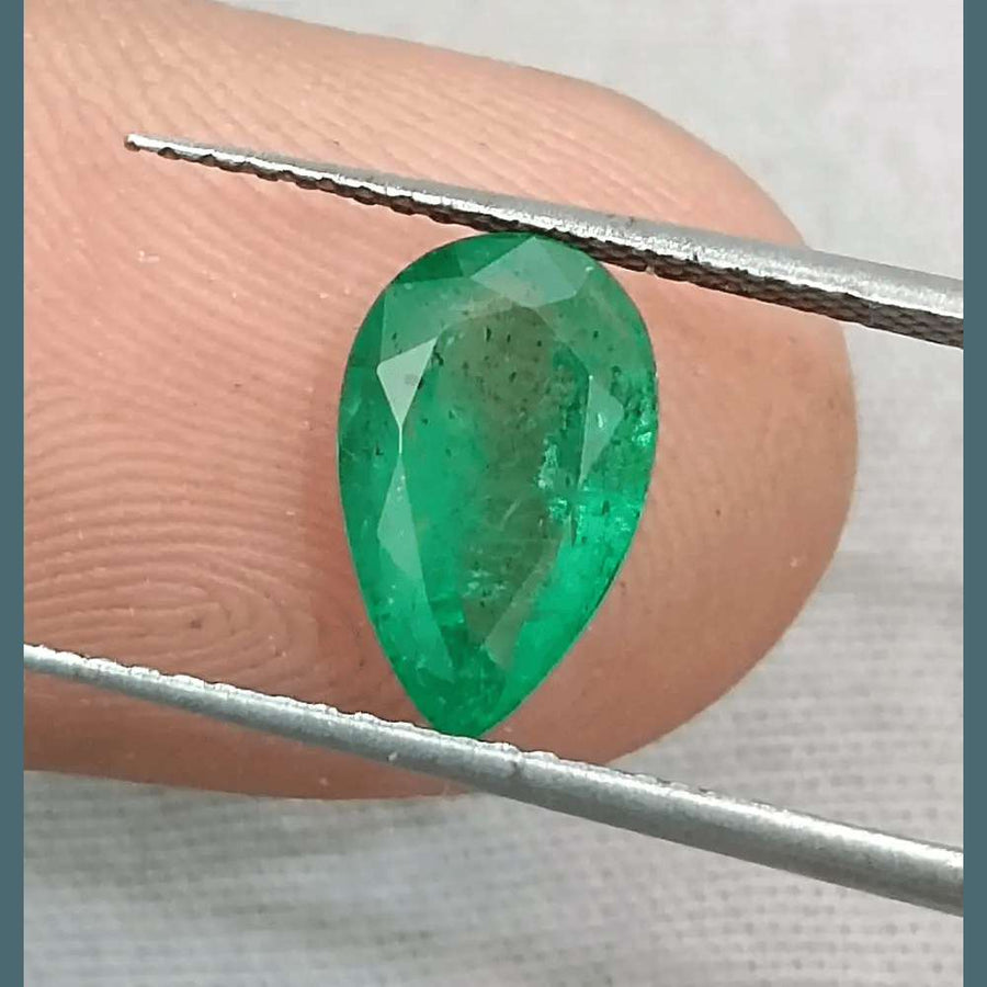 1.69ct Medium Deep Golden Green Emerald, Natural Earth Mined Gemstone - SMSGEMS 