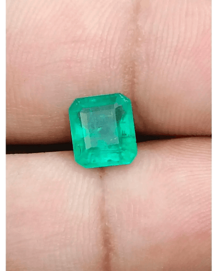 1.73ct Velvet Green Zambian Emerald , 100% Natural Earth Mined Gemstone - SMSGEMS 