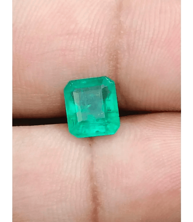 1.73ct Velvet Green Zambian Emerald , 100% Natural Earth Mined Gemstone - SMSGEMS 