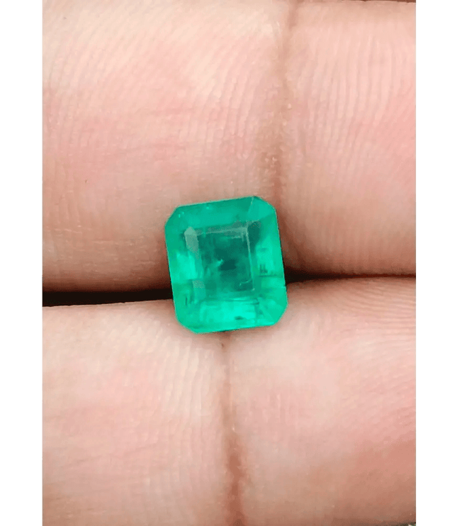 1.73ct Velvet Green Zambian Emerald , 100% Natural Earth Mined Gemstone - SMSGEMS 