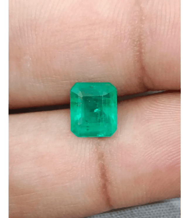1.73ct Velvet Green Zambian Emerald , 100% Natural Earth Mined Gemstone - SMSGEMS 