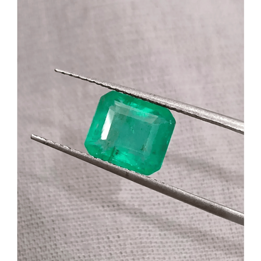 1.73ct Velvet Green Zambian Emerald , 100% Natural Earth Mined Gemstone - SMSGEMS 