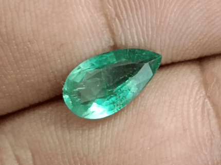 1.74ct Zambian Emerald, 100% Natural Earth mined Gem - SMSGEMS 