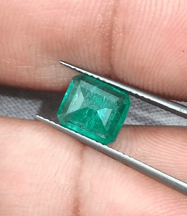 1.75ct Zambian Emerald, Natural Earth Mined Gemstone - SMSGEMS 