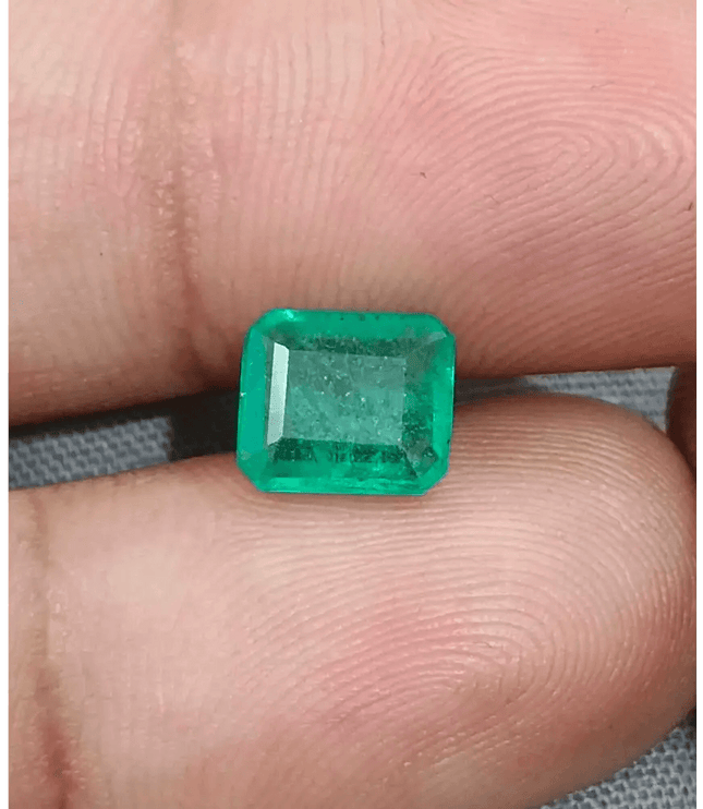 1.75ct Zambian Emerald, Natural Earth Mined Gemstone - SMSGEMS 