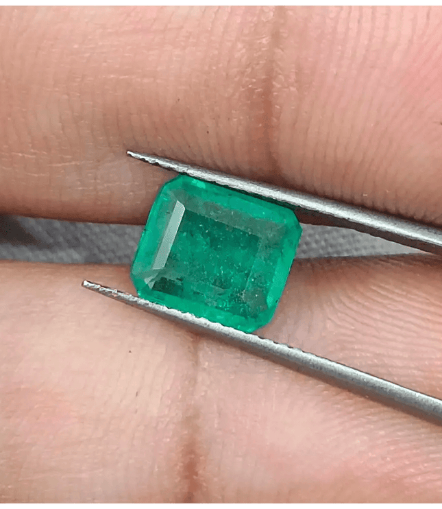 1.75ct Zambian Emerald, Natural Earth Mined Gemstone - SMSGEMS 
