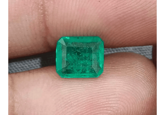 1.75ct Zambian Emerald, Natural Earth Mined Gemstone - SMSGEMS 