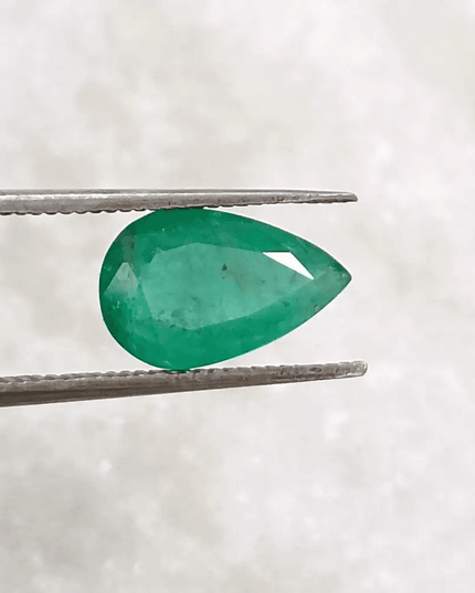 1.77ct Velvet Green Zambian Emerald , 100% Natural Earth Mined Gem. - SMSGEMS 