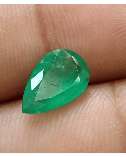 1.77ct Velvet Green Zambian Emerald , 100% Natural Earth Mined Gem. - SMSGEMS 